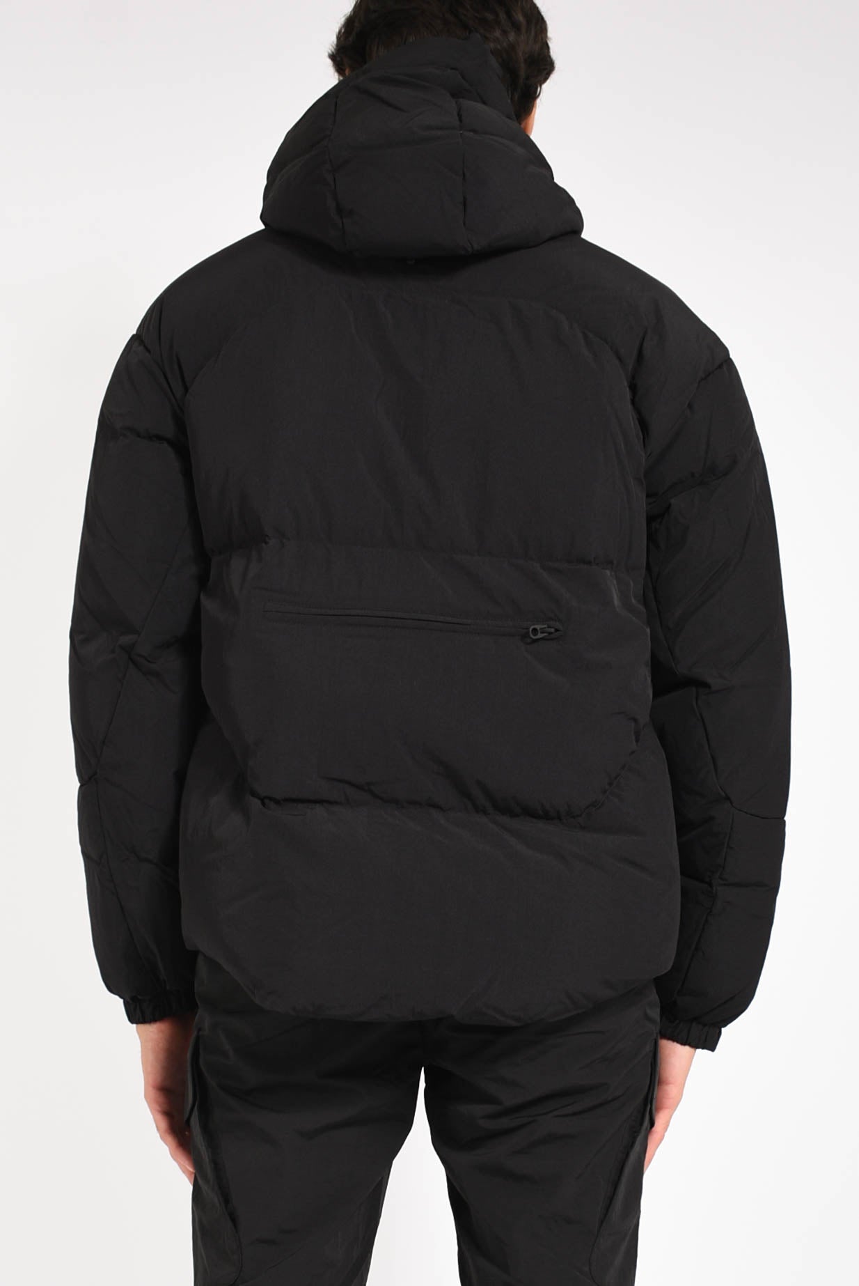 Piumino in nylon idrorepellente