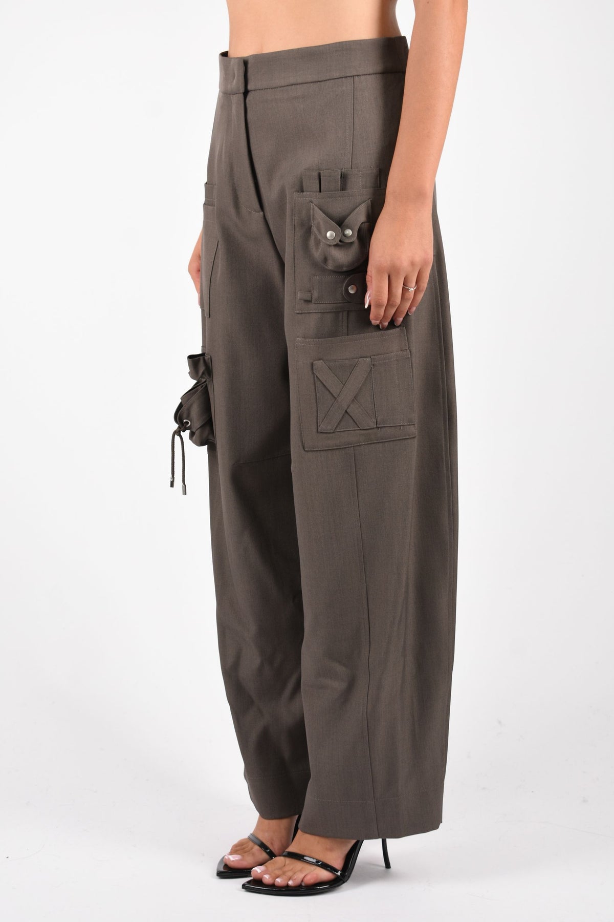 PANTALONE CON TASCHE APPLICATE M6FAH4