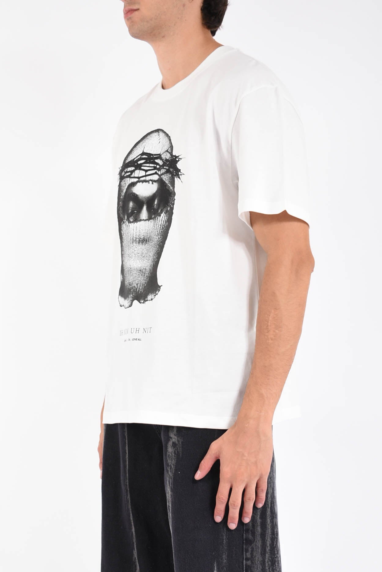 t-shirt mask-print
