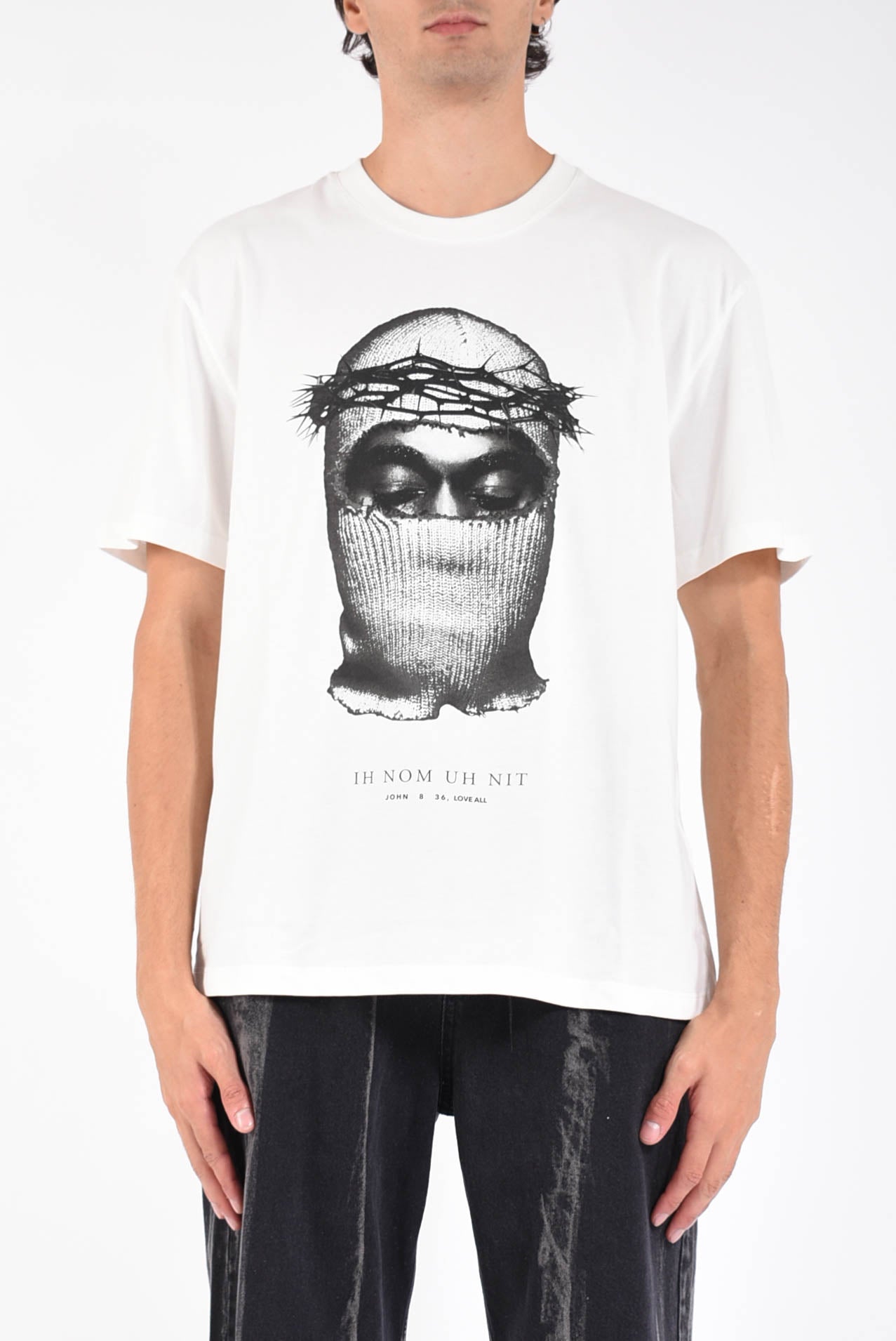 t-shirt mask-print