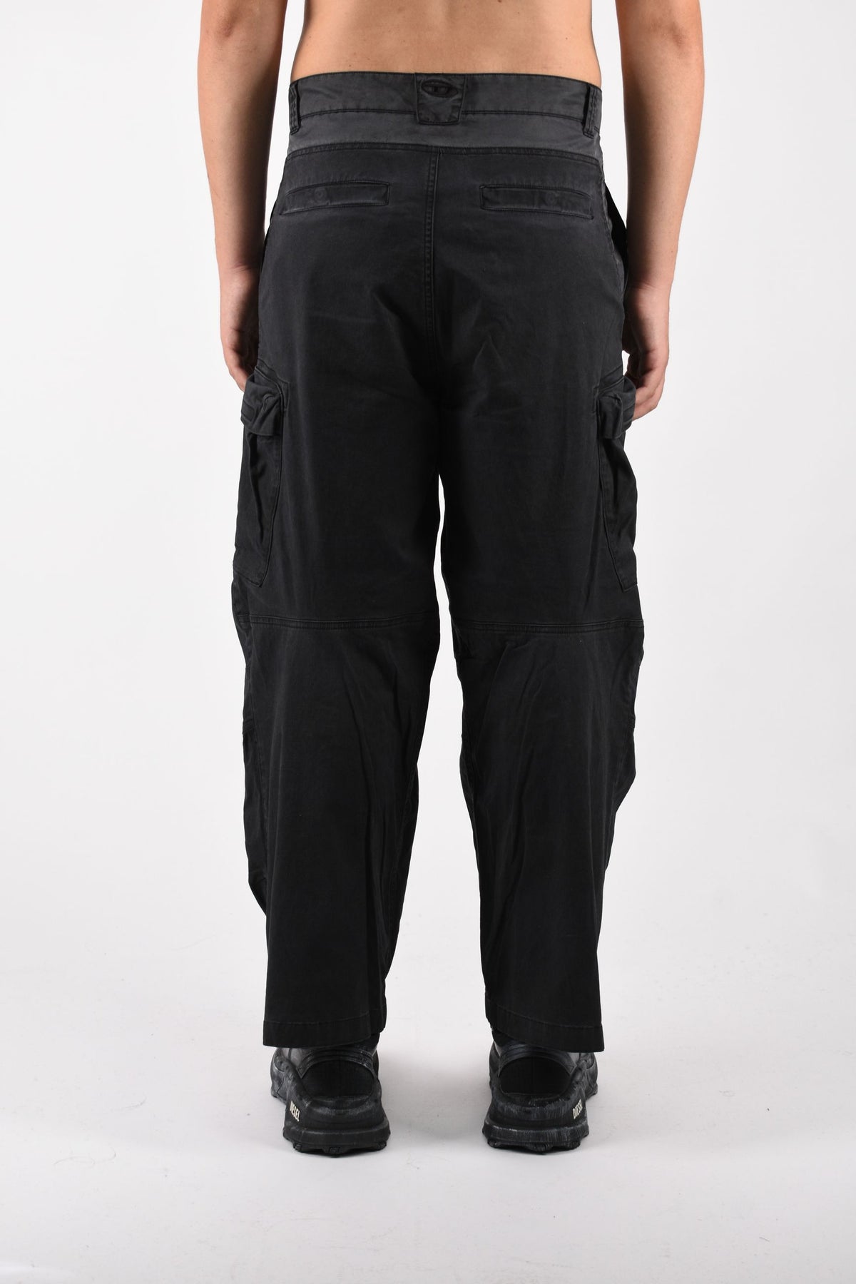 Pantaloni P-DELLES A227550DLCN