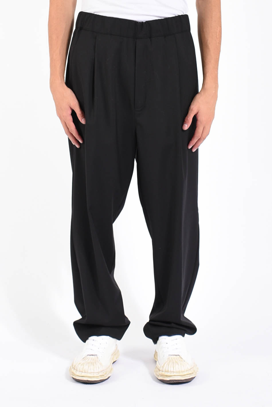 Pantaloni gamba larga monopinces