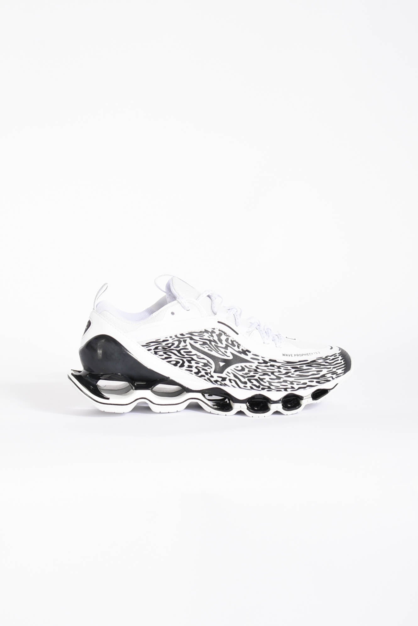 sneakers wave prophecy 13.2
