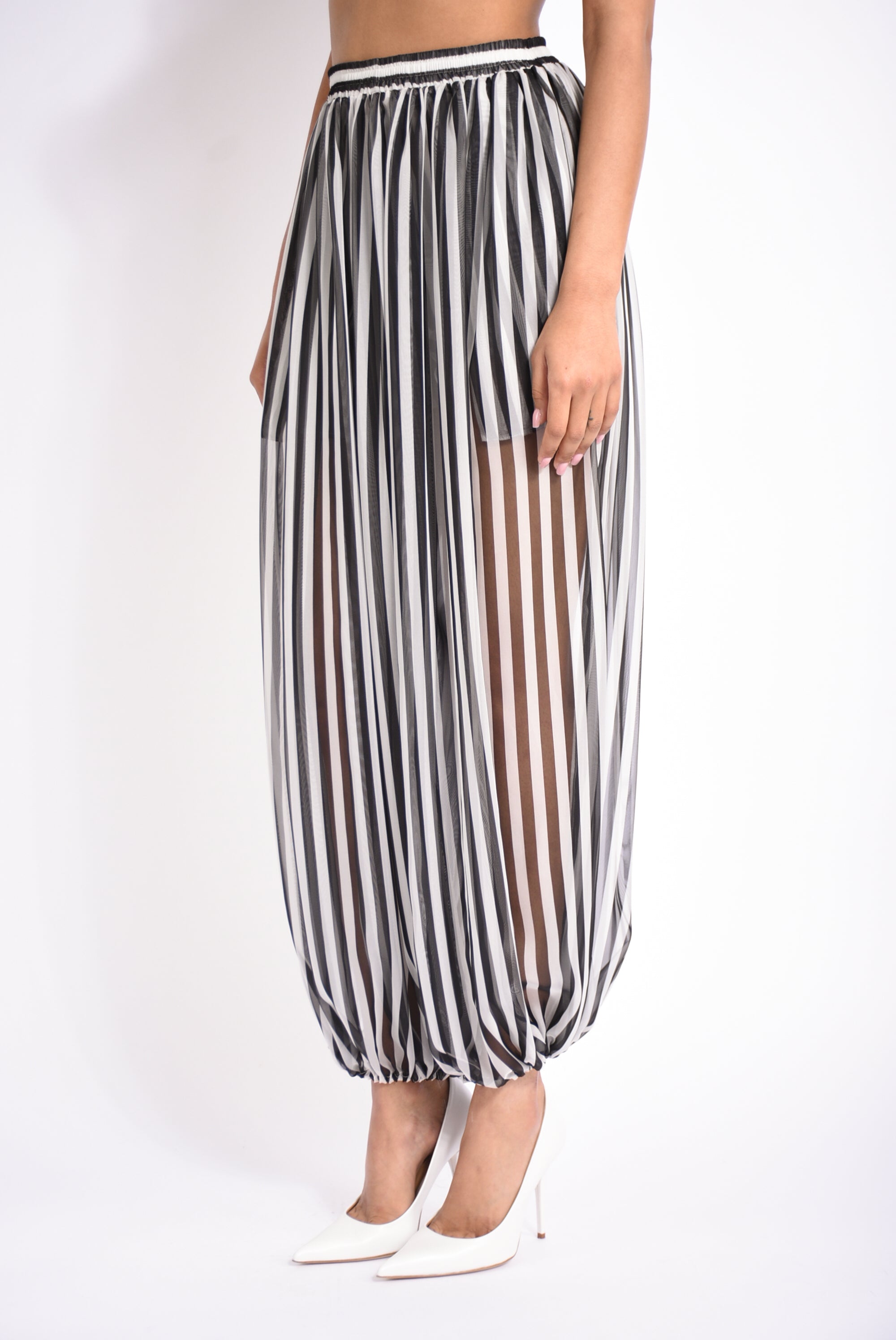 pantaloni in chiffon