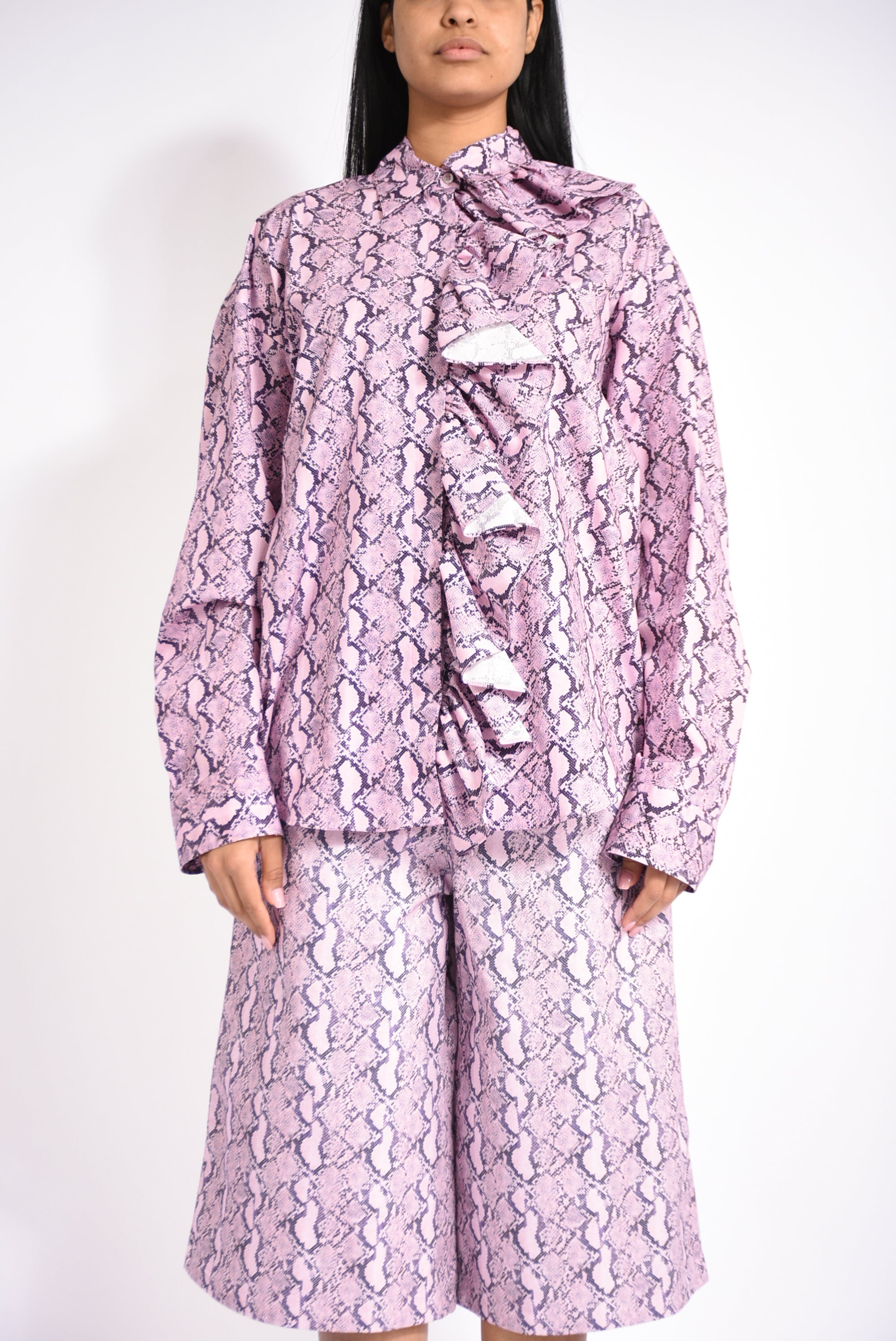 camicia con stampa pitonata