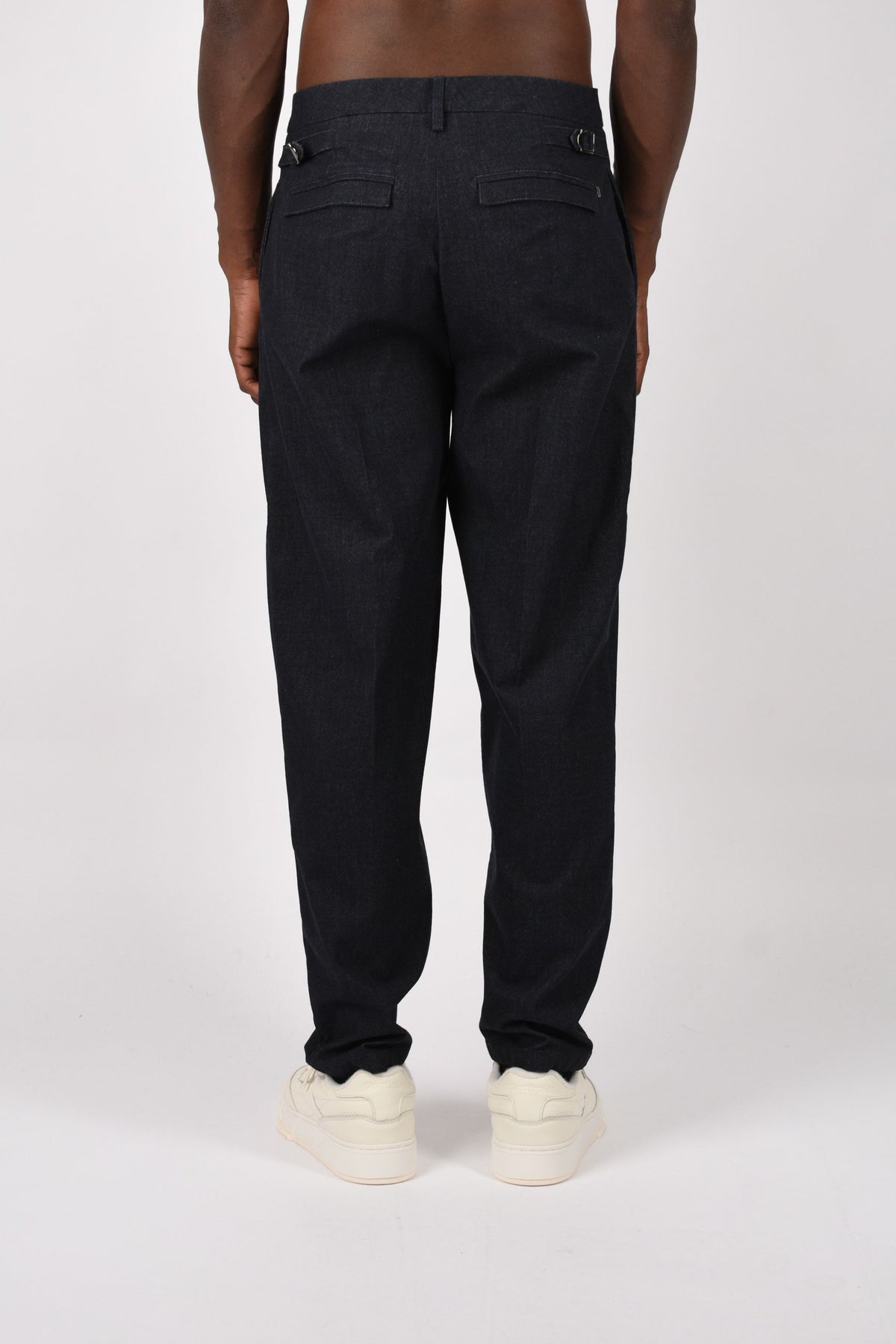 Pantaloni asher UP719CS0194U002