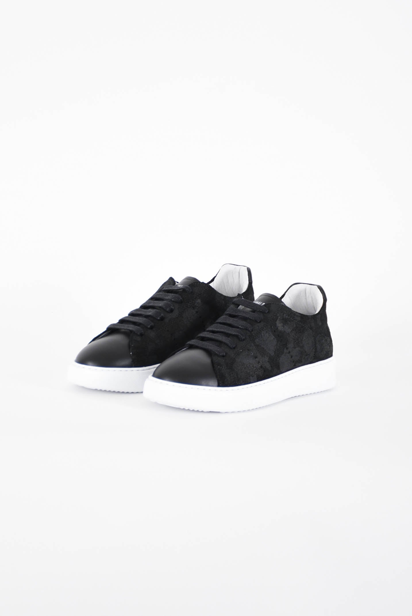 NATIONAL STANDARD Sneakers in pelle