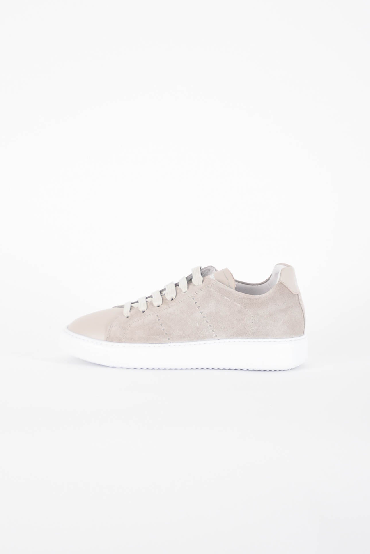 NATIONAL STANDARD Sneakers in suede