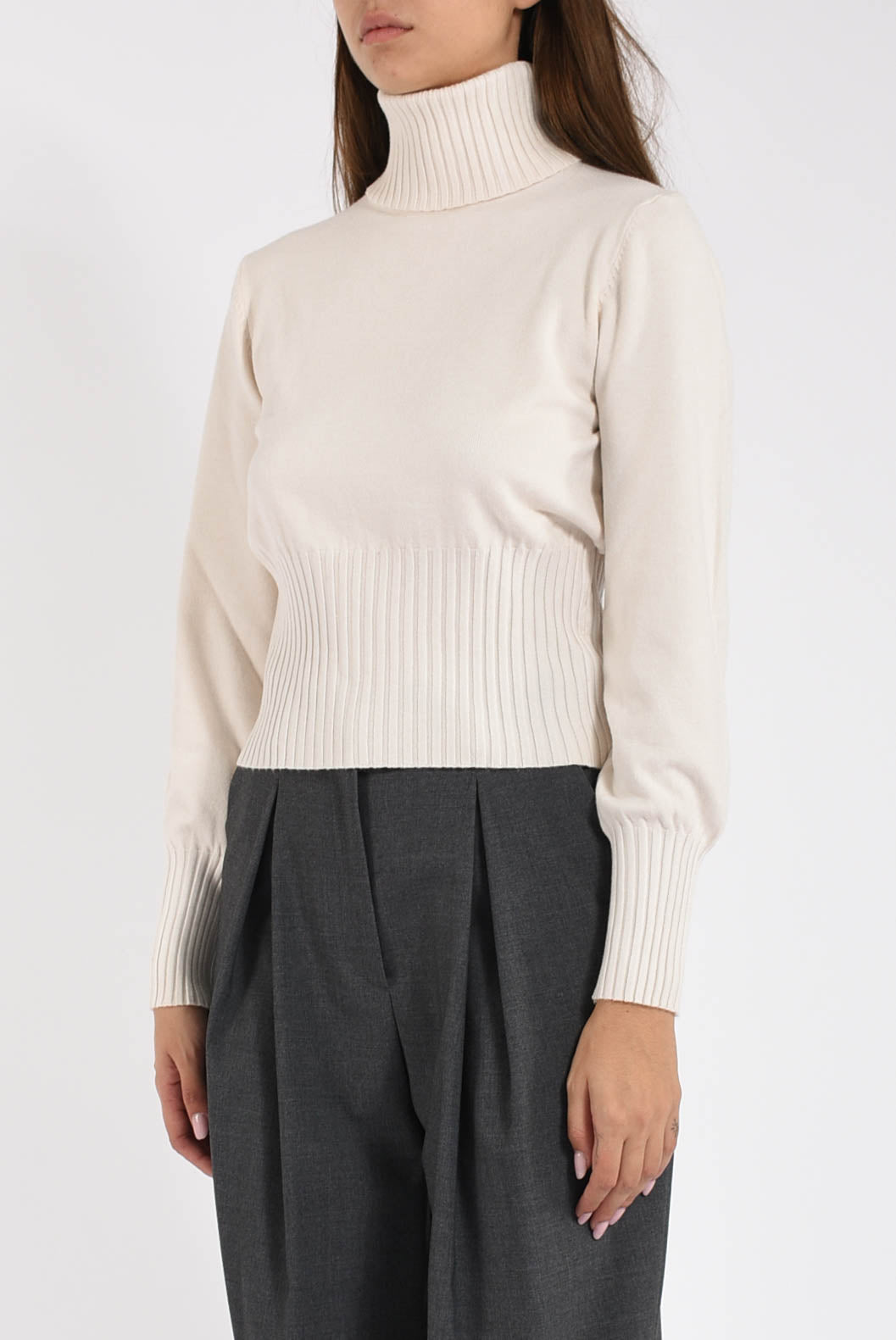 maglia in lana collo alto