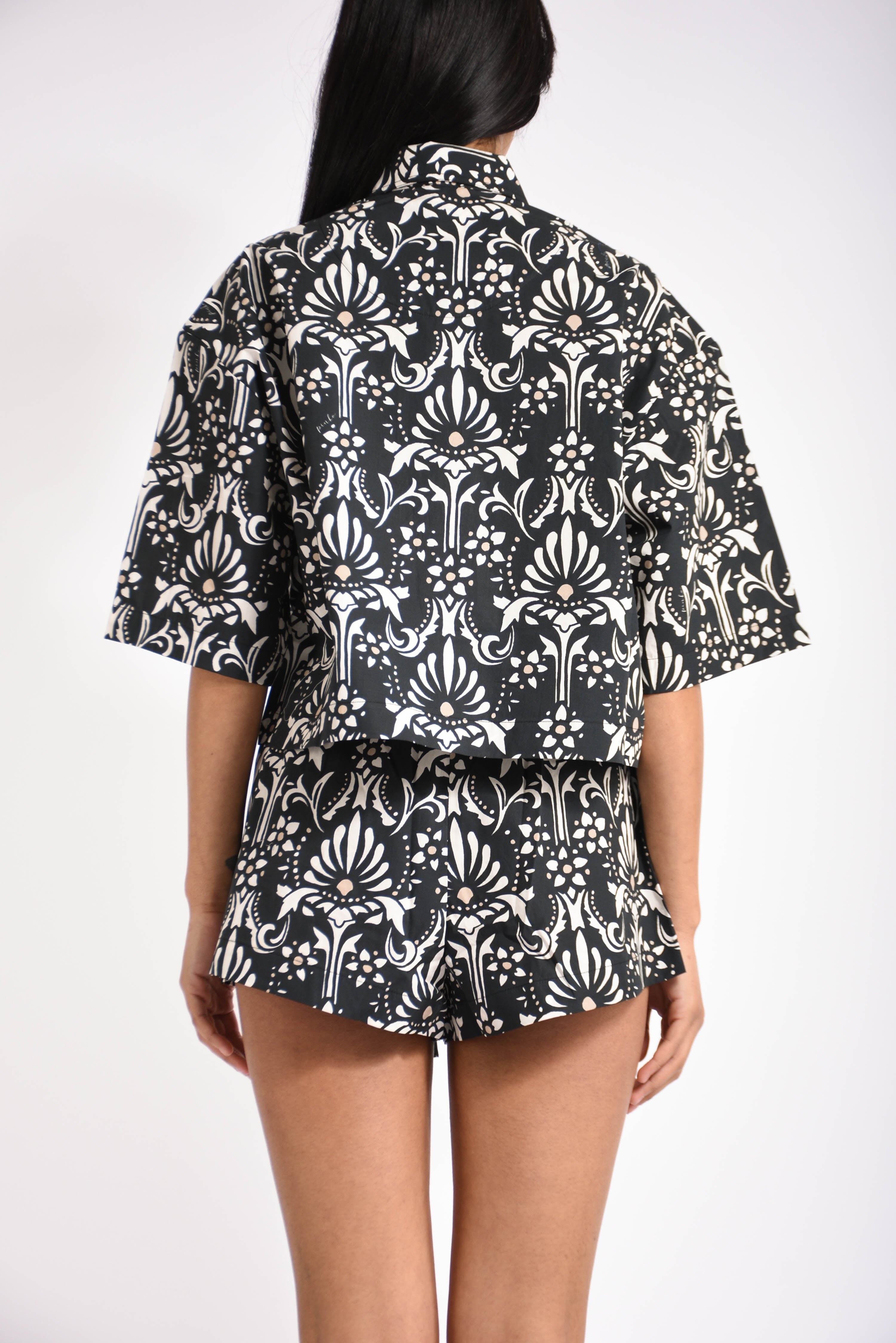 Camicia cropped stampata pescara