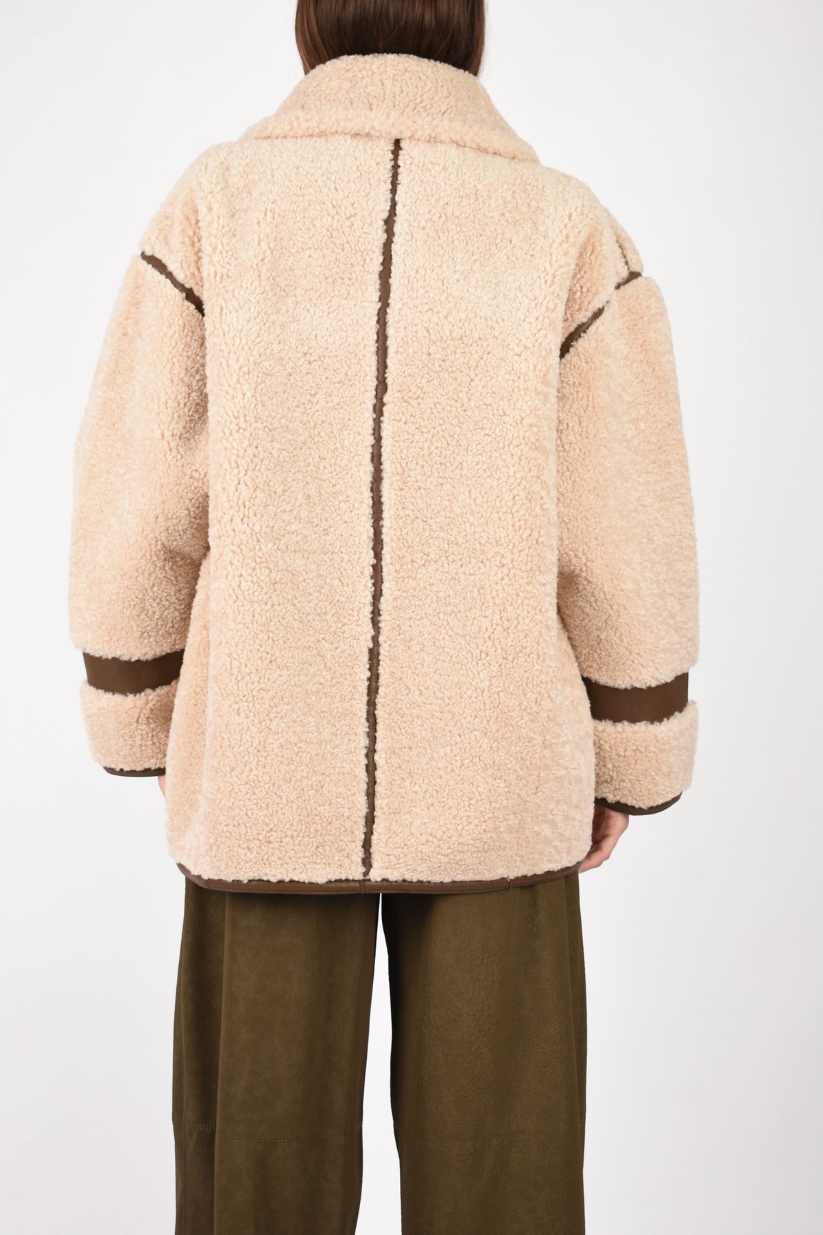 Caban effetto shearling con collo alto 107165A3FJ