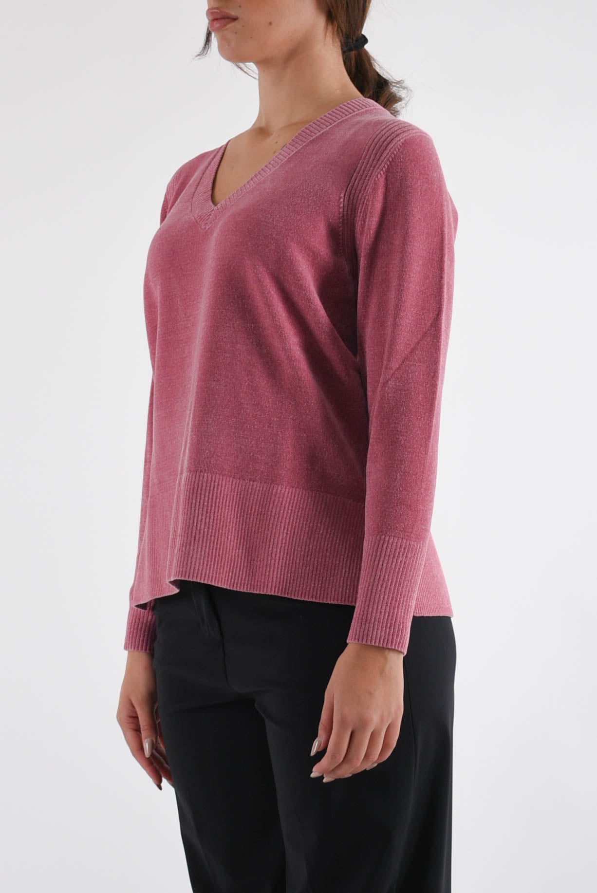 maglia modello velvet vent v-neck