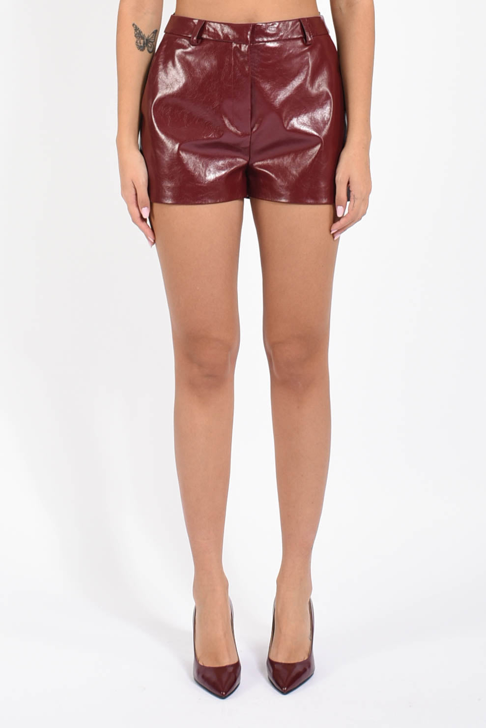 shorts in ecopelle lucida