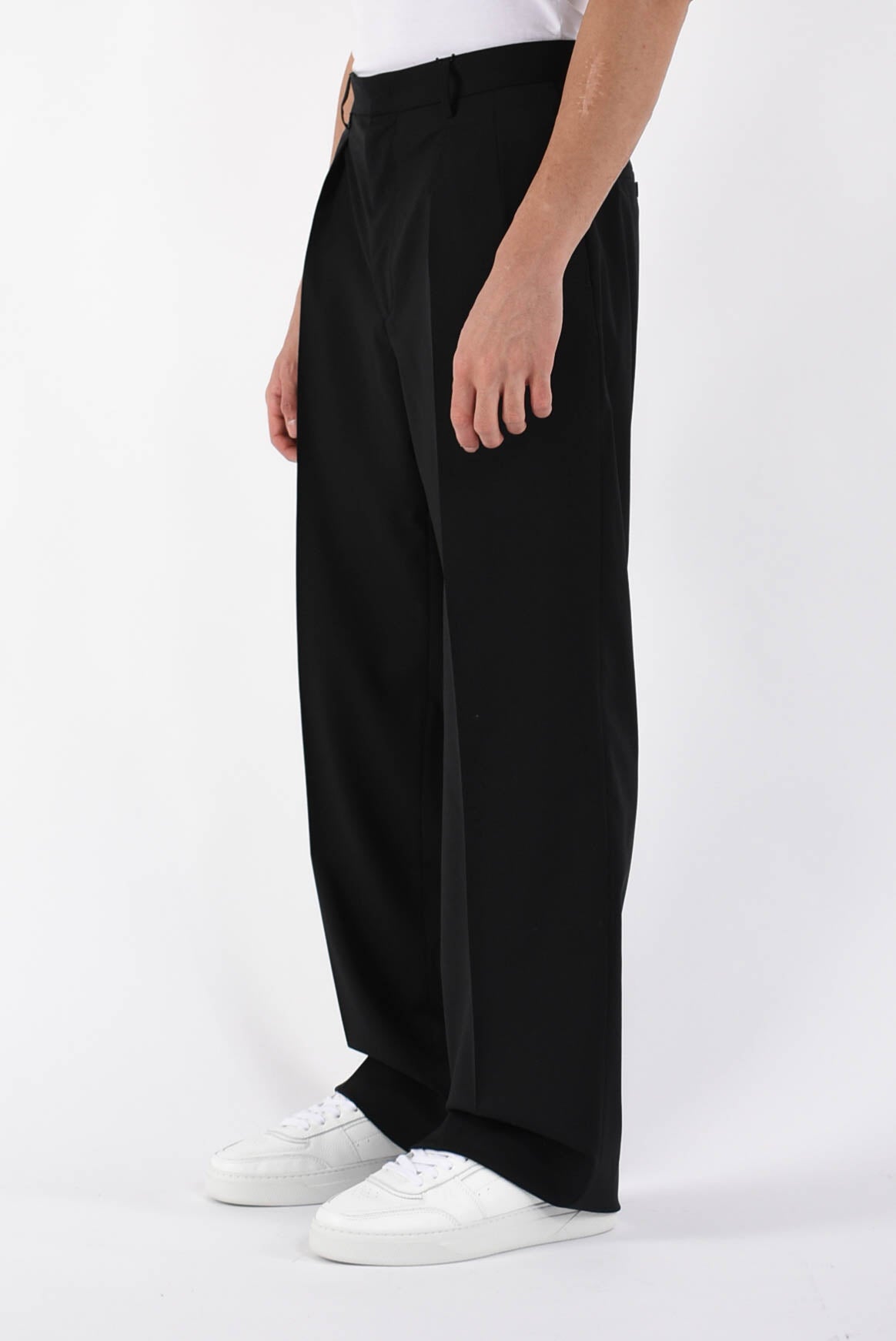 Pantaloni in fresco lana