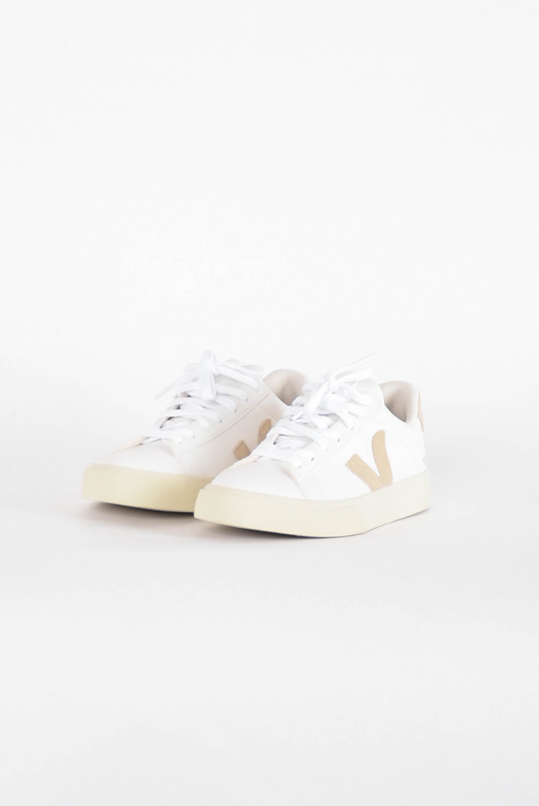 VEJA sneakers in pelle modello campo chromefree