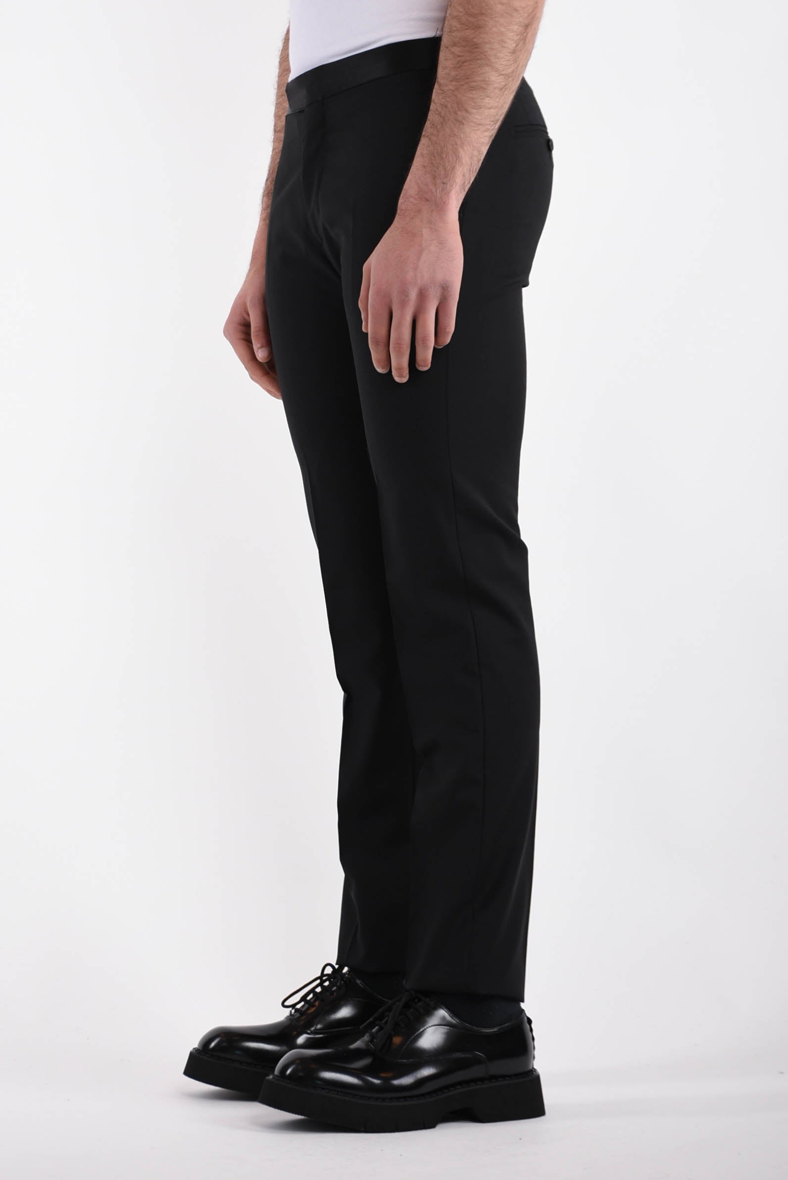 TAGLIATORE Pantaloni in fresco lana